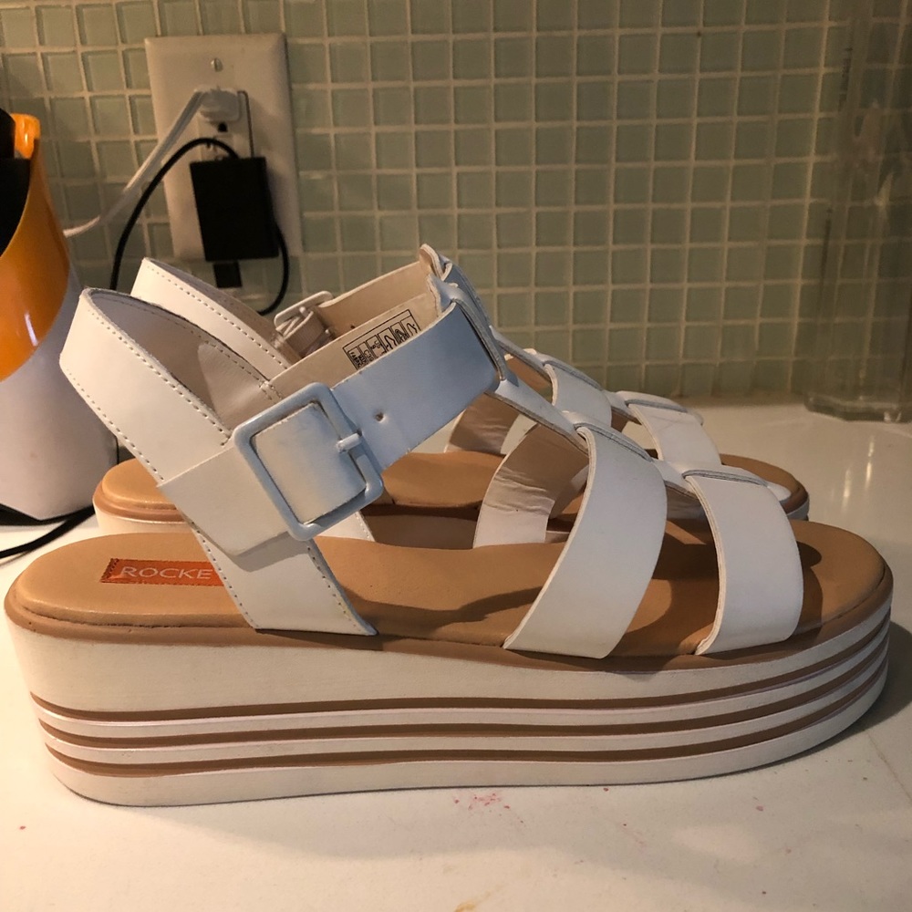 Platform sandals, size 9!